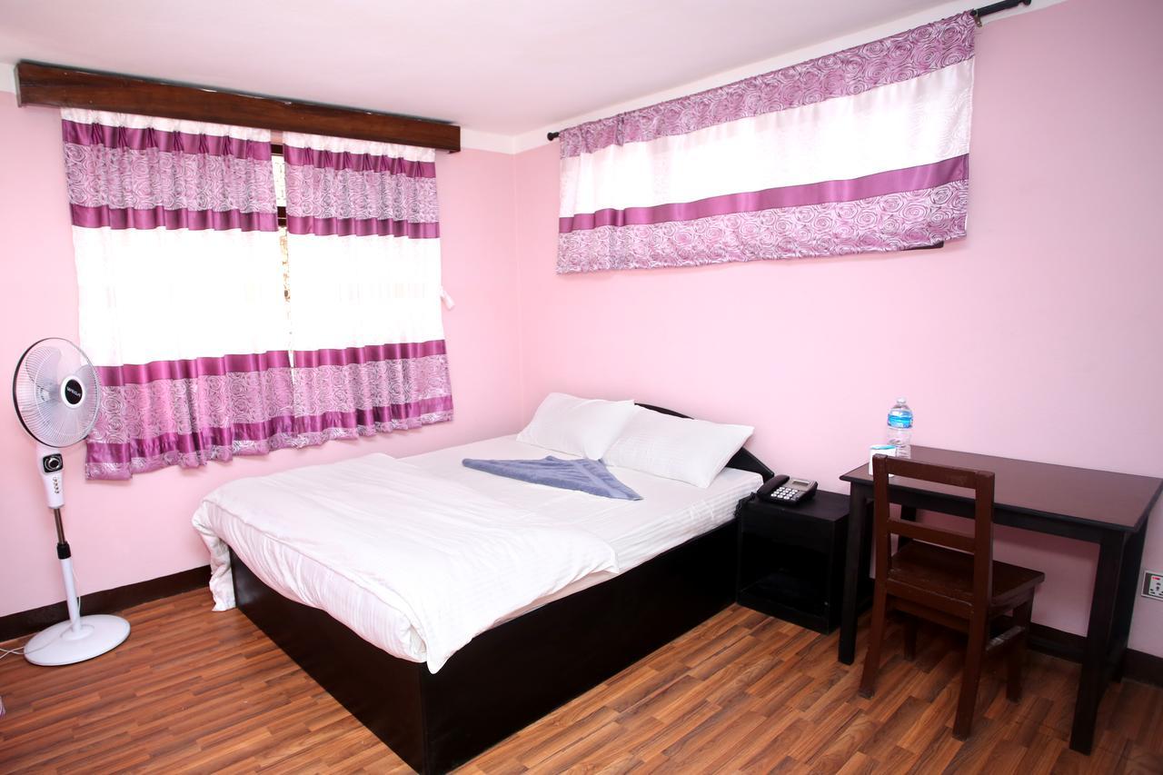 Mitra Garden Inn كاتماندو المظهر الخارجي الصورة