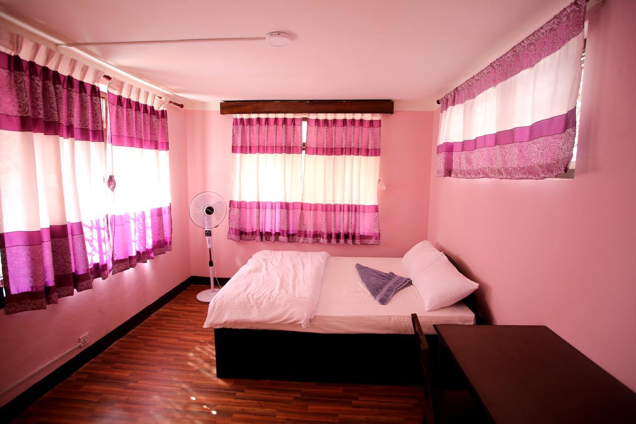 Mitra Garden Inn كاتماندو المظهر الخارجي الصورة